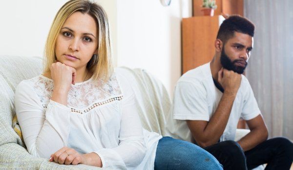 7 Things Women Does That Turns Men Off